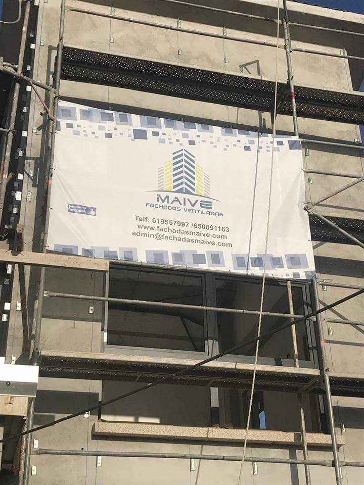 Lona micro perforada para fachadas 